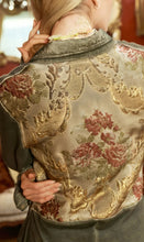 Load image into Gallery viewer, Aratta The Heart Of Autumn Coat