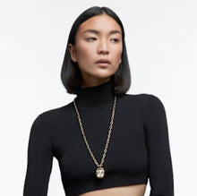 Load image into Gallery viewer, Swarovski Dulcis Cushion Cut Crystals Pendant Necklace