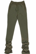 Load image into Gallery viewer, Upgrade your casual look this season with these stacked sweatpants. These sweatpants come different colors. Featuring elastic waist band and two deep side pockets, drawstring for a comfortable stretch. You can style with a simple bodysuit or our Black NO Sugar No Cream T- Shirt to complete the look.