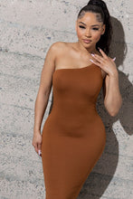 Load image into Gallery viewer, This bodycon Regal Effect One Shoulder the gold chain adds a touch of elegance to your wardrobe This elegant dress is made with high-quality material with a lot of stretch this dress will flatter your figure, Add your favorite accessories. You can style this dress with heels and a clutch for an evening out on date night or with friends.
