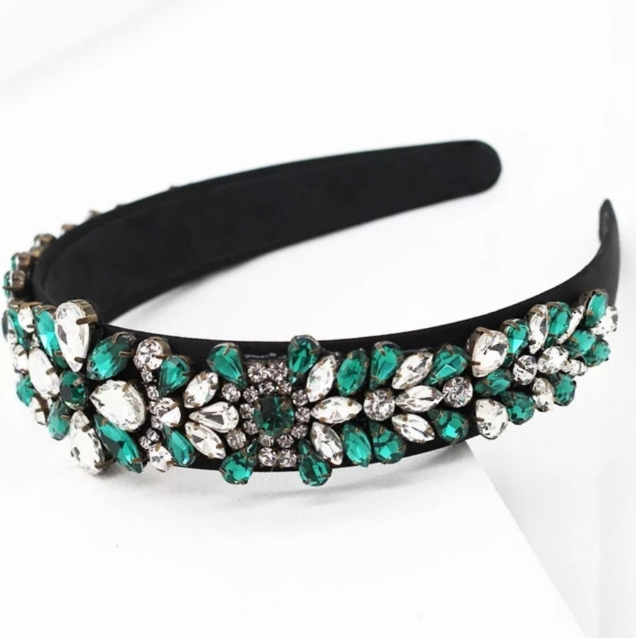 Crystal Rhinestone Headband exclusively hand made just for Pryceless Creations they are great for all occasions from brunch with the lady's, date night or a wedding. The details in these rhinestone headbands are amazing! 