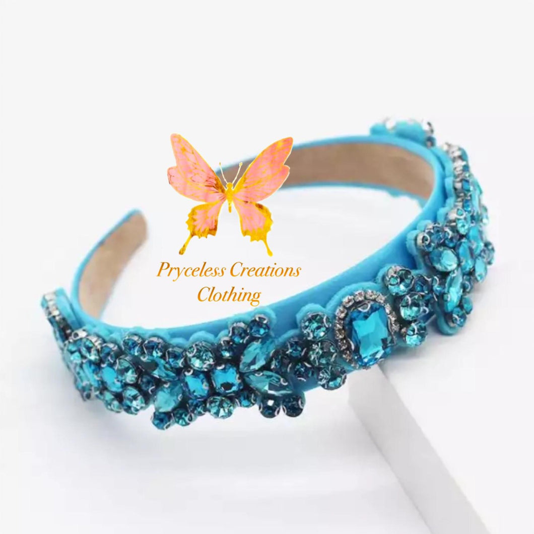 The turquoise crystal headband is beautiful and elegant. aqua and turquoise rhinestones. Wear with a luxurious white dress or your favorite jeans and t-shirt. It always looks perfect. Is extremely comfortable and this headband makes a glamorous statement piece.