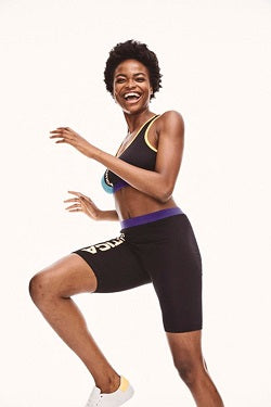 Nautica Viola Bra Top - Black This statement bra top is the perfect addition to your Spring, Summer wardrobe. With bright block colors and contrasting branding you can be sure to chill in style. 