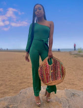 Load image into Gallery viewer, Unique Hand Woven Teresa Straw Purse - Multi  Give your look a serious update and add a touch of elegance to your outfit. Featuring a multi colored material, straw material and weave design. It&#39;s perfect for styling with any look.
